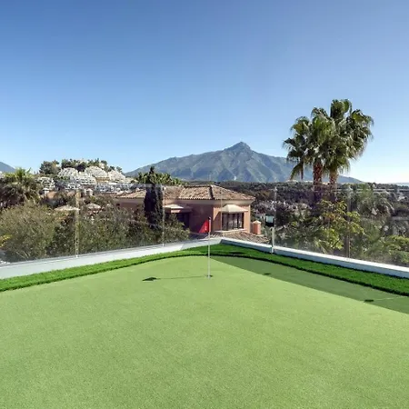Luxury With Breathtaking Views In By Lodgerstrip * Marbella