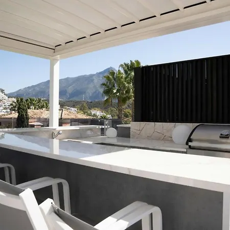 Luxury With Breathtaking Views In By Lodgerstrip Villa *