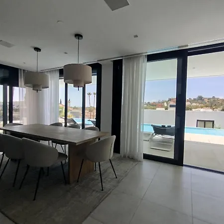 Villa Luxury With Breathtaking Views In By Lodgerstrip Marbella