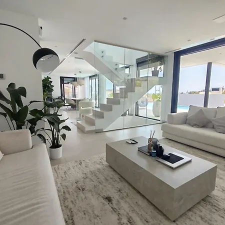 Villa Luxury With Breathtaking Views In By Lodgerstrip Marbella