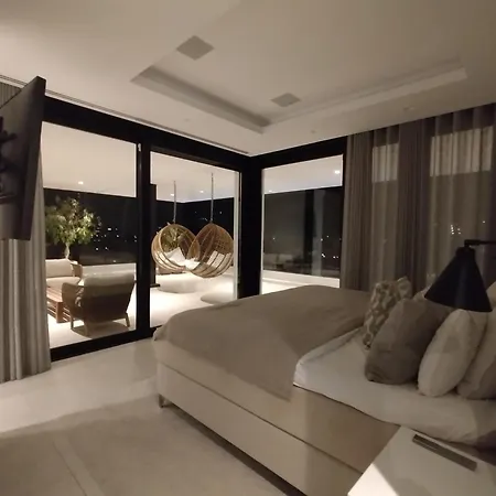 Villa Luxury With Breathtaking Views In By Lodgerstrip