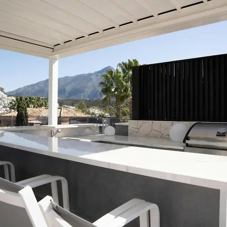 Villa Luxury With Breathtaking Views In By Lodgerstrip Marbella