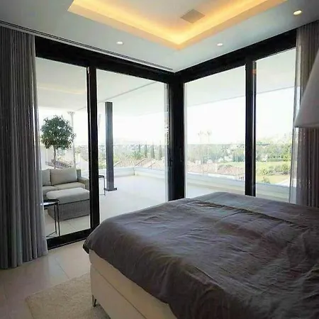 Luxury With Breathtaking Views In By Lodgerstrip Villa